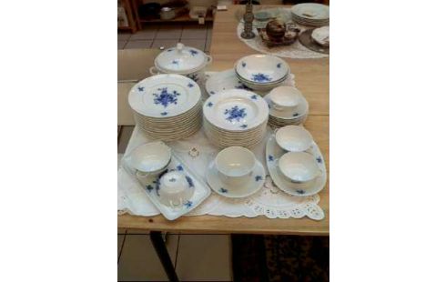 SPEISESERV. BL.ROSE 46-TLG <HUTSCH.REUTH.>