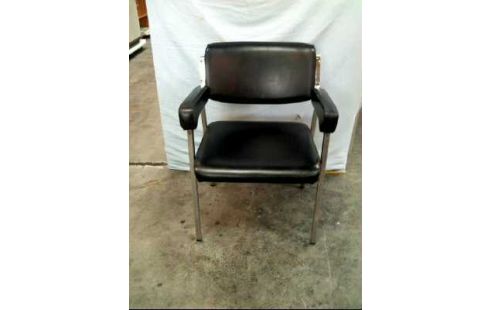 STUHL SCHWARZ METALL LEDEROPTIK ARMLEHNEN