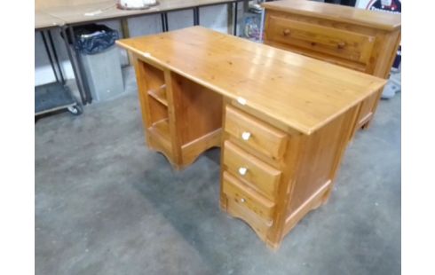 BUREAU 3 TIROIRS PIN EN L'ETAT