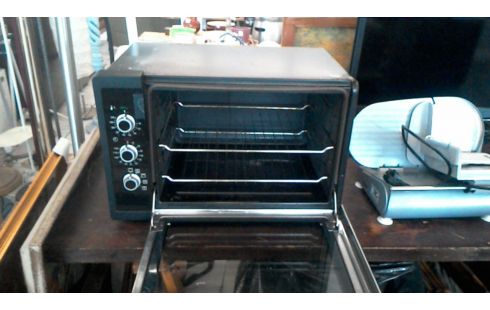 ELEKTRISCHE OVEN ROWENTA IN DE STAAT