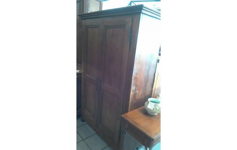 ARMOIRE 