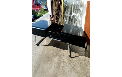 TABLE BASSE LAQUÉE NOIRE