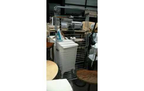 ETENDOIR A LINGE