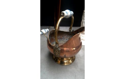 KESSEL KUPFER WEISS BLAU PORZELLAN