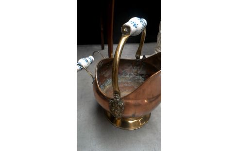 KESSEL KUPFER WEISS BLAU PORZELLAN