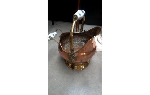 KESSEL KUPFER WEISS BLAU PORZELLAN