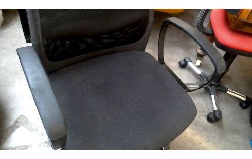 BUREAUSTOEL PER STUK IKEA MARKUS ZWART MOBIEL