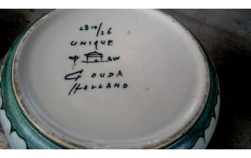 POT DE FLEURS VERTE ECRU FLEUR