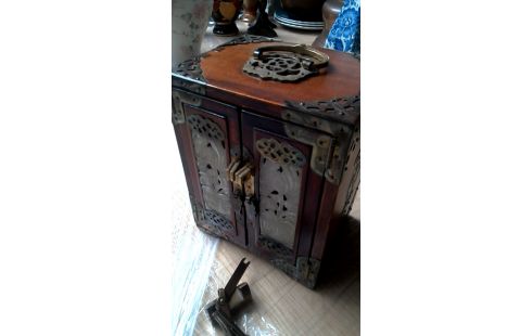 COFFRET A BIJOUX ORIENTAL 2 PORTES