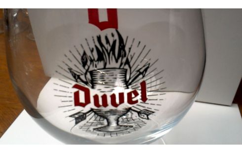 GLASWAREN DAS STÜCK SCHWARZ, , PFEIL