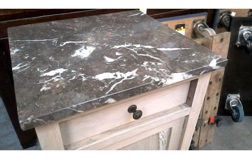 NACHTKASTJE ART DECO 1 DEUR / 1 LADE CERUSE MARMER