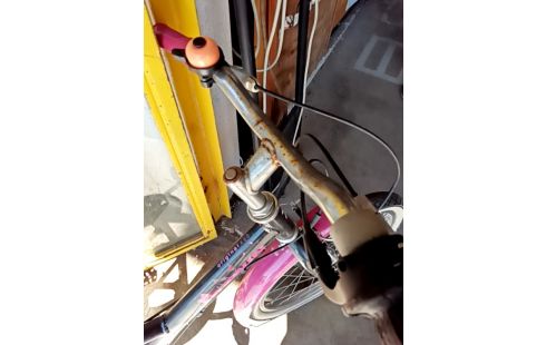 VELO ENFANT BTWIN/FILLE A REVISER