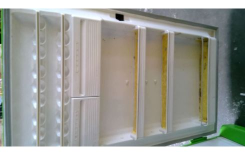 KOELKAST VINTAGE GROEN BOSCH DECO