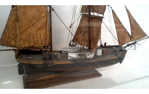 BOOT MODEL IN PLEXIGLAS