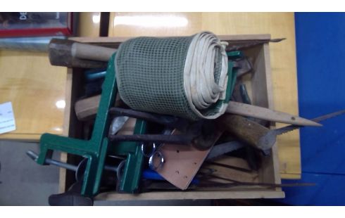 KIST OUD GEREEDSCHAP