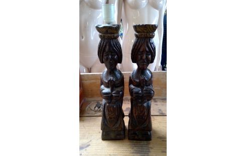 BEELDEN IN HOUT, 1 MET