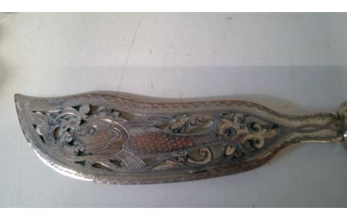 SIERMES ZILVERKLEURIG