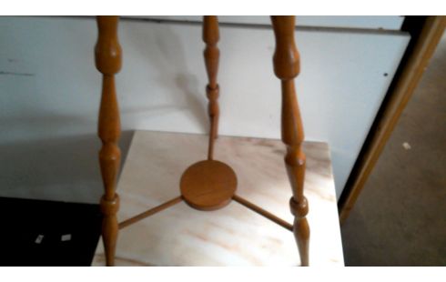 PIED DE STAL DRIEPIKKEL