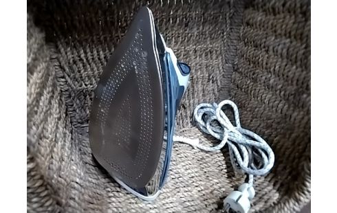 FER A REPASSER ROWENTA PRO MASTER test ok