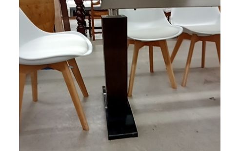 TABLE EN VERRE PIED NOIR