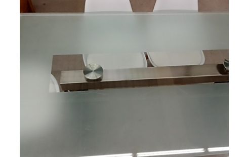 TABLE EN VERRE PIED NOIR