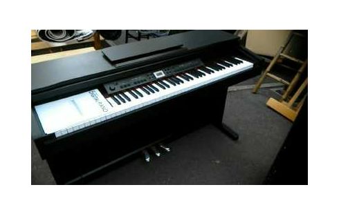 PIANO DIGITAL  THOMAN