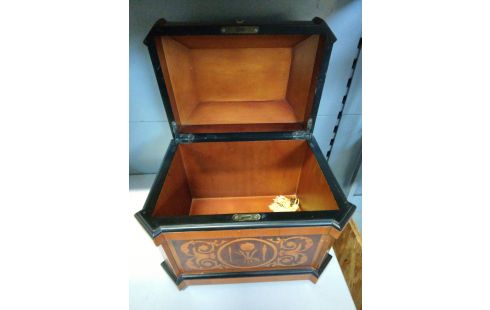 BOITE CAVE A LIQUEUR