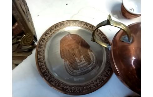 ASSIETTE CUIVRE PHARAON