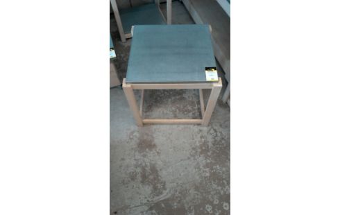 TABLE BASSE PLATEAU ZINC ET PIN MASSIF