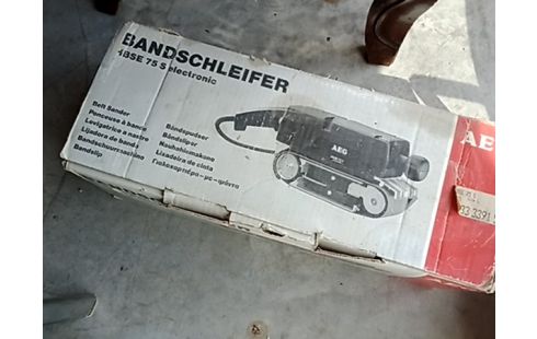 OUTIL PONCEUSE A BANDE AEG