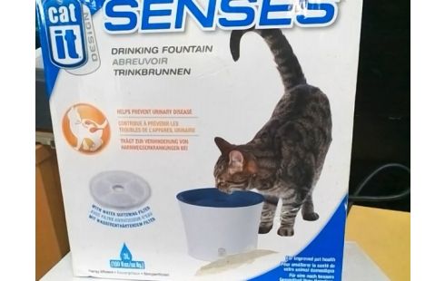 FONTAINE A EAU POUR CHAT