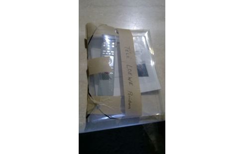 TELEVISEUR LOEWE 32" +ACCES