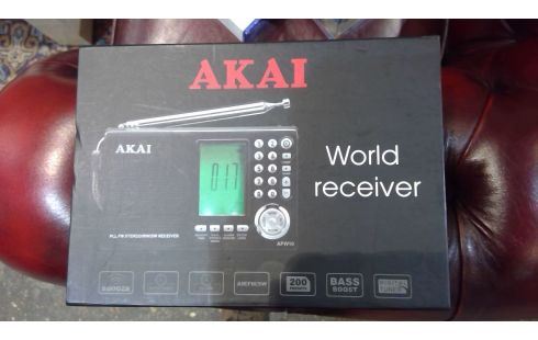 RADIO AKAI