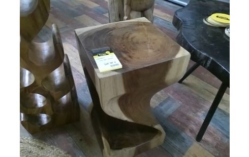 SIDE TABLE 28X28X50
