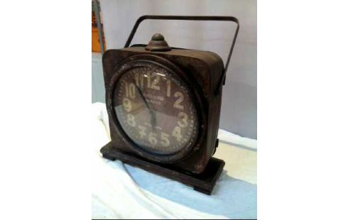 TISCHUHR METALL RETRO