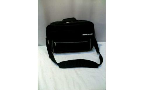 TASCHE VERSCHIED. MODELLE LAPTOP/REISE