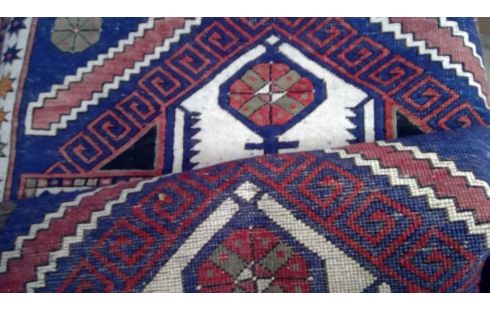 HANDGEKNOOPT TAPIJT  TURKIJE 