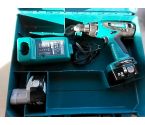 VISSEUSE A BATTERIE MAKITA + MALETTE RSV2