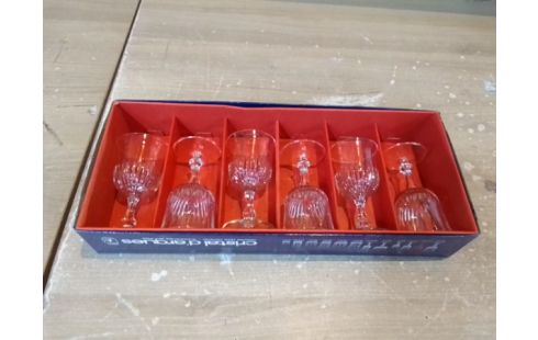 VERRES A PIED CRISTAL D'ARC