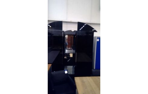 DESIGN KLEDINGKAST  CLAIRE BATTAILESTYLE