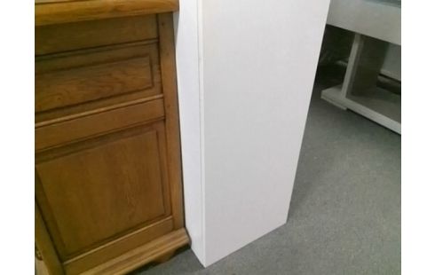 COLONNE AVEC ETAGERES EN VERRES