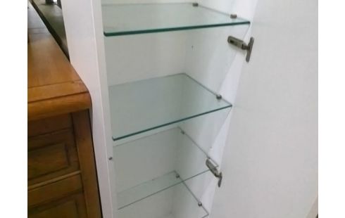 COLONNE AVEC ETAGERES EN VERRES