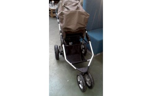 POUSSETTE 3 ROUES BRUN