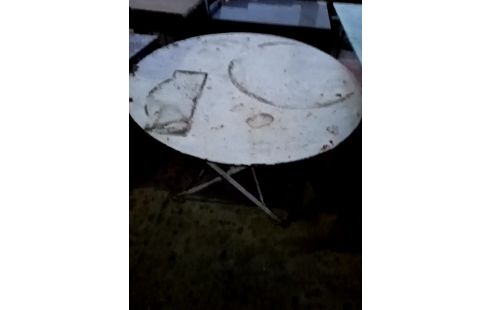 TABLE DE JARDIN FER FORGE