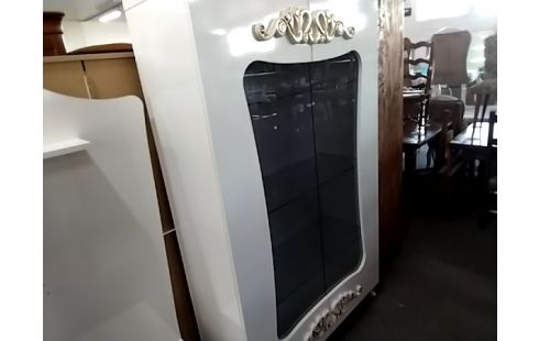 VITRINE 2 portes moderne blanche sans poignees VITRINE 2 PORTES MODERNE BLANCHE SANS POIGNEES