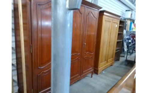 ARMOIRE 3 PORTES BOIS