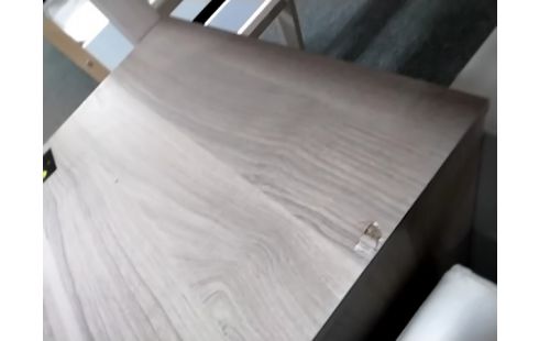 CHEVET MODERNE 2 T ABÎMÉ