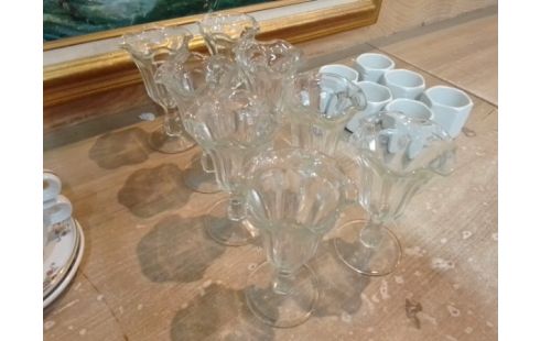 SERVICE COUPES A GLACE