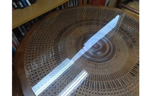 TABLE BASSE RONDE STYLE LOUIS XV AVEC VERRE