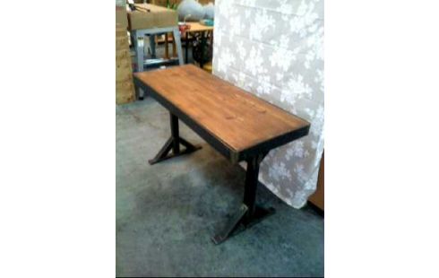 MESA DE COMEDOR MACIZO